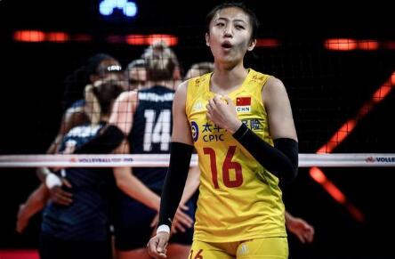 女排收官战3比0完胜美国队