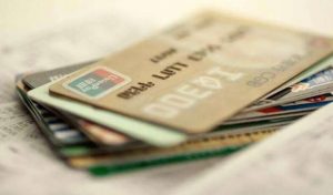 银保监会：信用卡资金不得用于偿还贷款、投资等领域