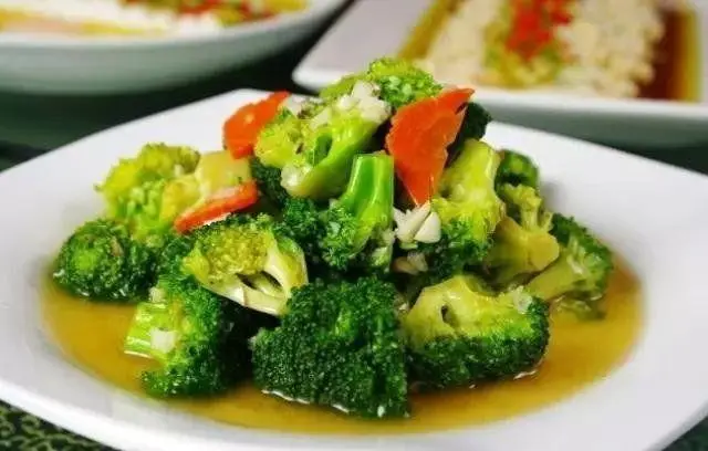 西兰花怎么炒才好吃