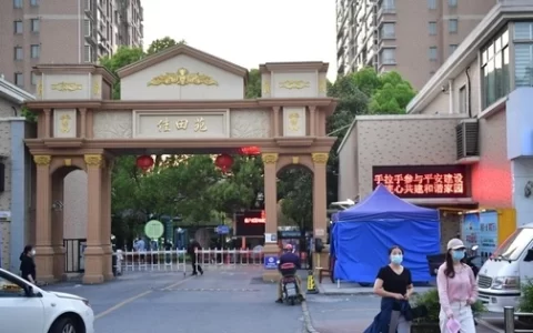 探访上海首批防范区：静止多时的街市动了起来