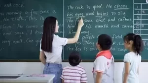 中小学教师性别严重失衡，教师培养须综合平衡考虑性别