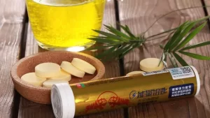 上外男生自称投入女生杯中的牛磺酸泡腾片是什么