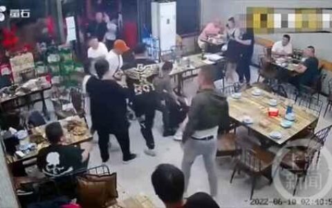 唐山妇联回应烧烤店多名男子殴打女性：第一时间关注，两女子已就医无生命危险