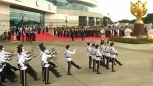 庆祝香港回归祖国25周年 金紫荆广场今早举行升旗仪式
