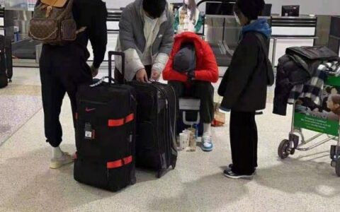 周琦身体不适晕倒在机场 未随中国男篮前往雅加达