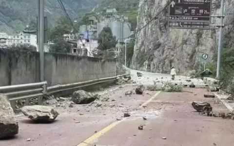 泸定地震已造成74人遇难