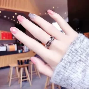 手容易出汗是什么原因?