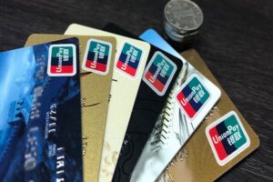交行普卡有必要升级白金卡吗 权衡利弊和需求再做决定