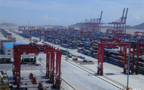 中国最大的港口 连续7年吞吐量世界第一
