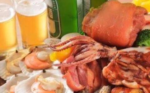 海鲜不能和什么一起吃
