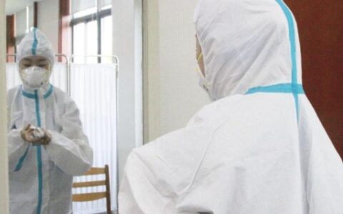 防护服的穿脱流程及注意事项