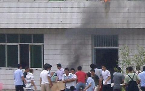 钟如琴的人物事件