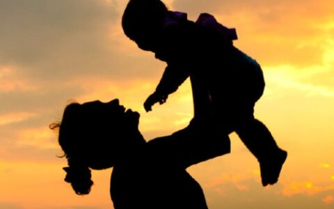 感恩妈妈暖心短句