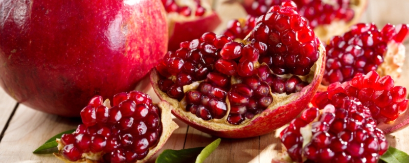 石榴汁弄到衣服上怎么洗