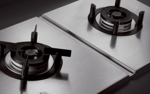 方太煤气灶换电池的位置