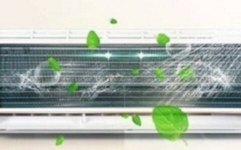 空调自清洁脏东西哪里出去