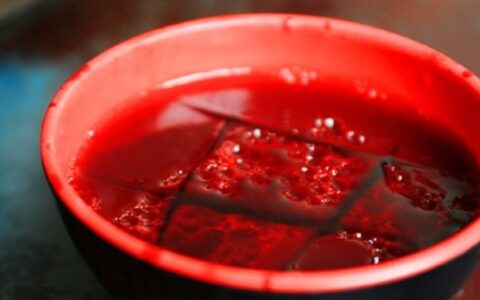 刚放的鸡血怎么处理