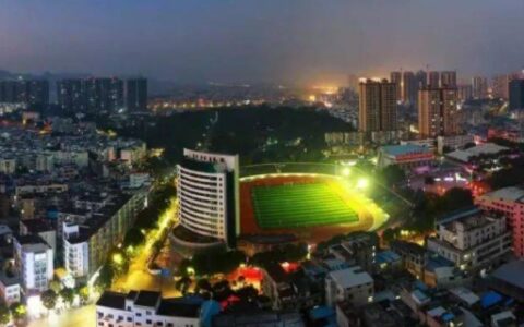 广西横县属于哪个市